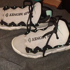 Nike Air More Money Men's size 9, Island Green
